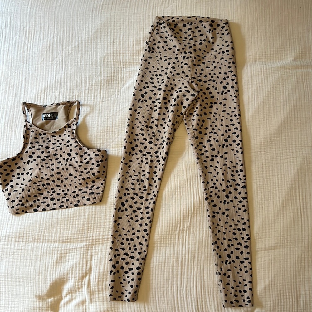BEACH RIOT TWO PIECE SET - SIZE XS